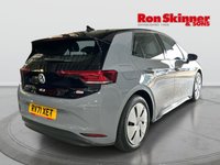 USED 2021 71 VOLKSWAGEN ID.3 Pro Performance 58kWh Life Hatchback 5dr Electric Auto (204 ps) Hatchback