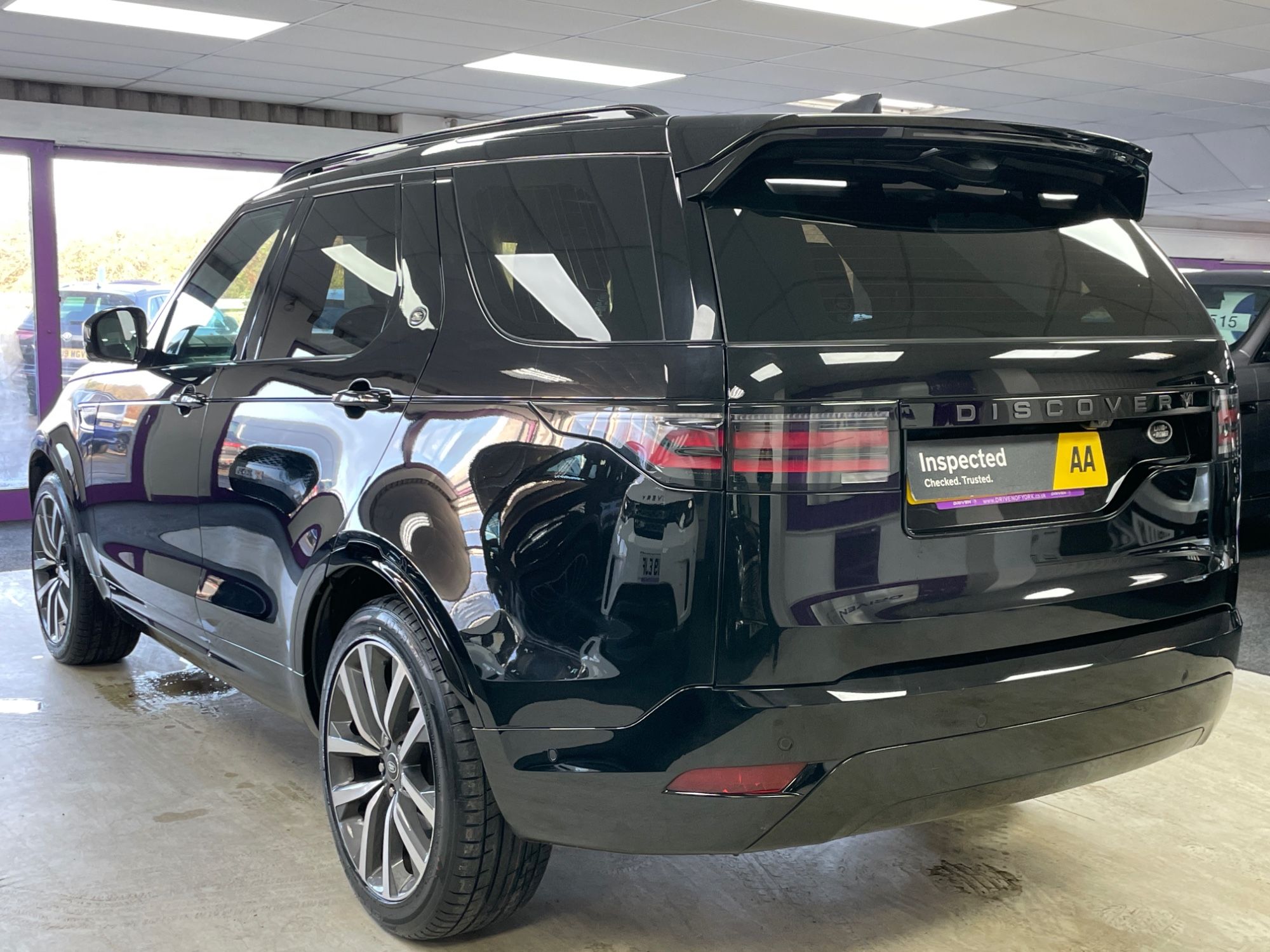 USED 2021 71 LAND ROVER DISCOVERY 3.0 D250 MHEV R-Dynamic SE SUV 5dr Diesel Auto 4WD Euro 6 (s/s) (250 ps) 