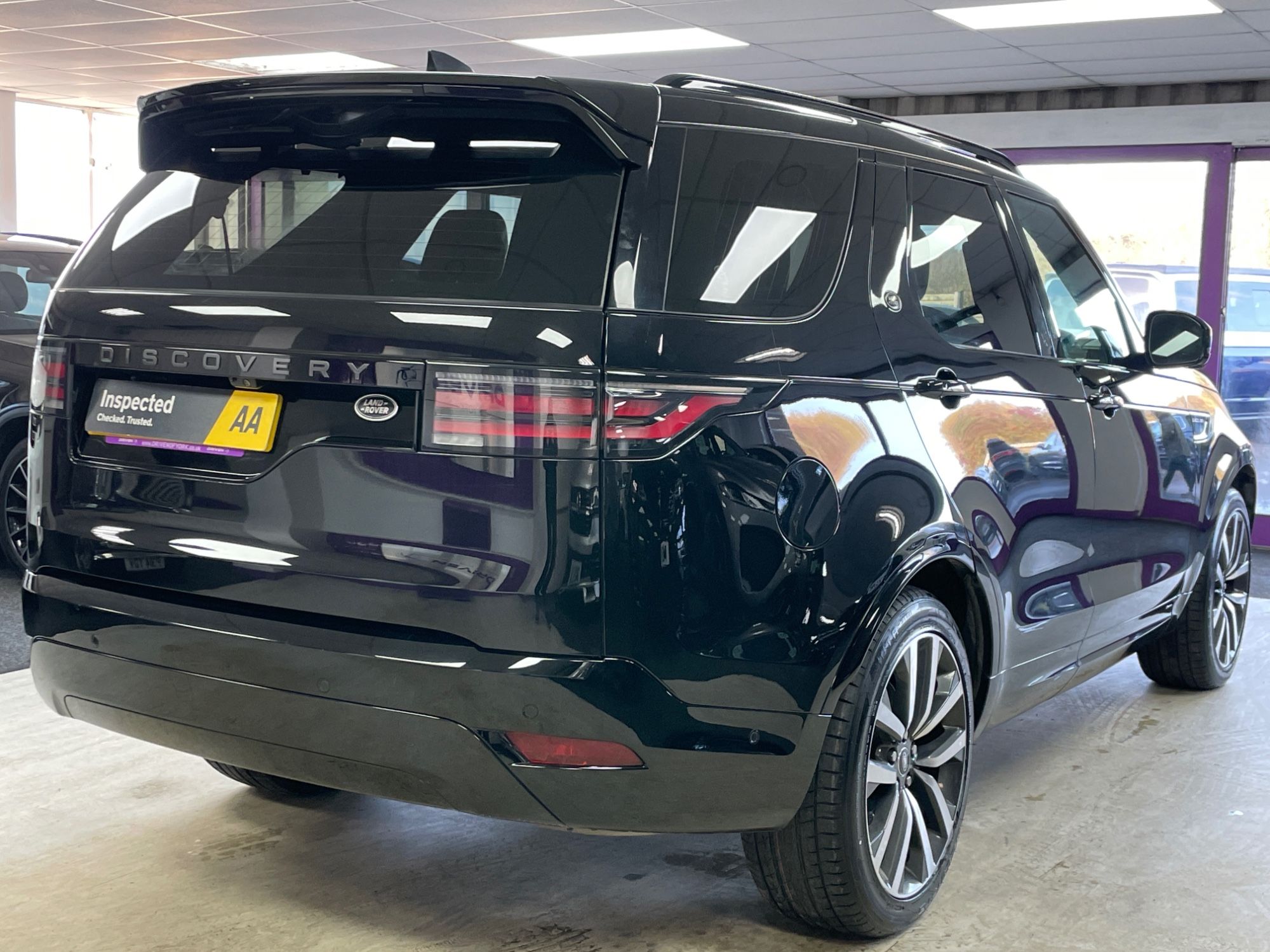 USED 2021 71 LAND ROVER DISCOVERY 3.0 D250 MHEV R-Dynamic SE SUV 5dr Diesel Auto 4WD Euro 6 (s/s) (250 ps) 