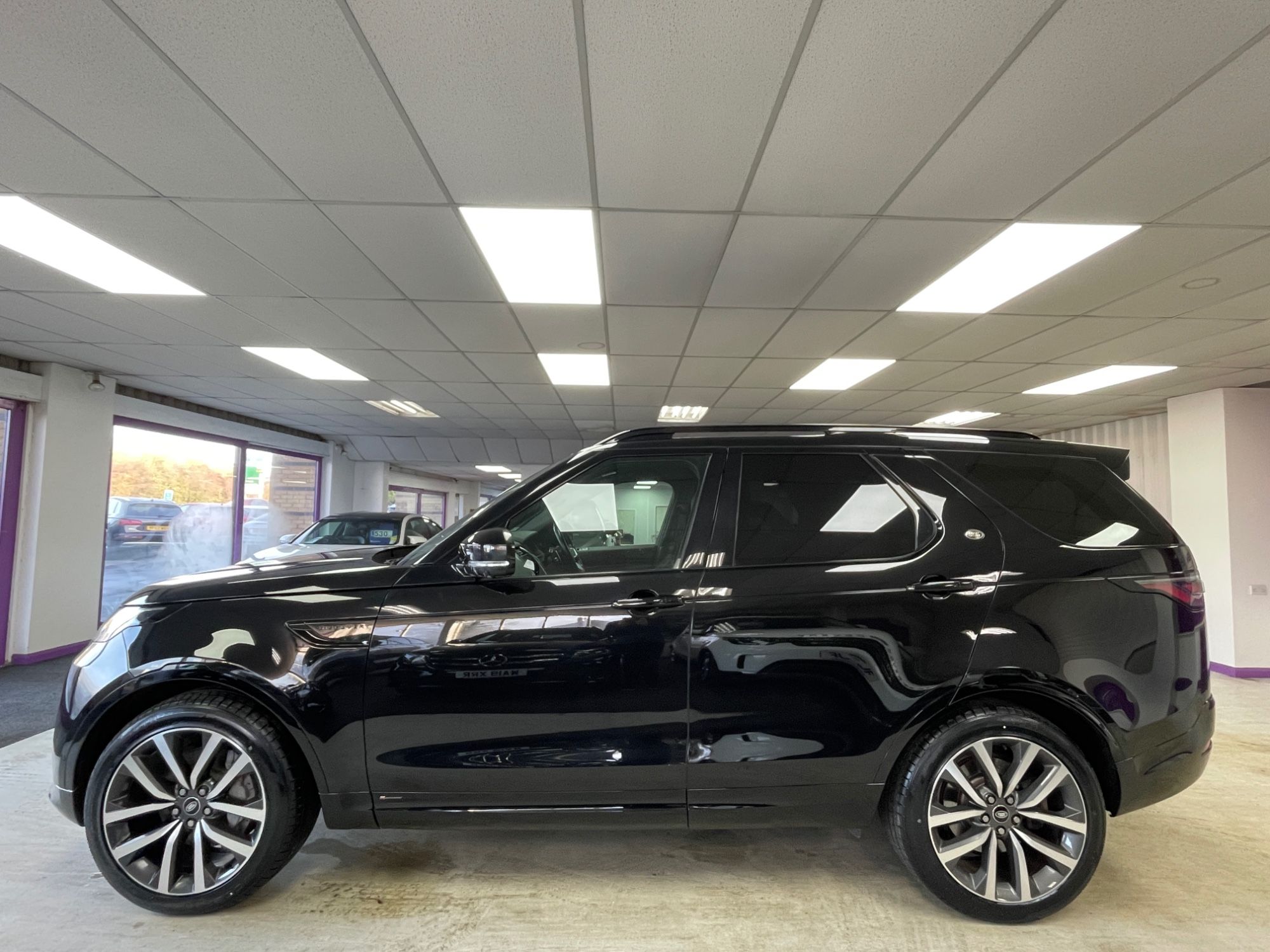 USED 2021 71 LAND ROVER DISCOVERY 3.0 D250 MHEV R-Dynamic SE SUV 5dr Diesel Auto 4WD Euro 6 (s/s) (250 ps) 