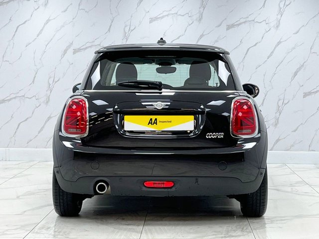 2020 MINI Hatch 1.5L Cooper Classic 3dr - Photo 11