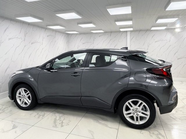 2022 Toyota C-HR 1.8L Icon 5dr - Photo 8