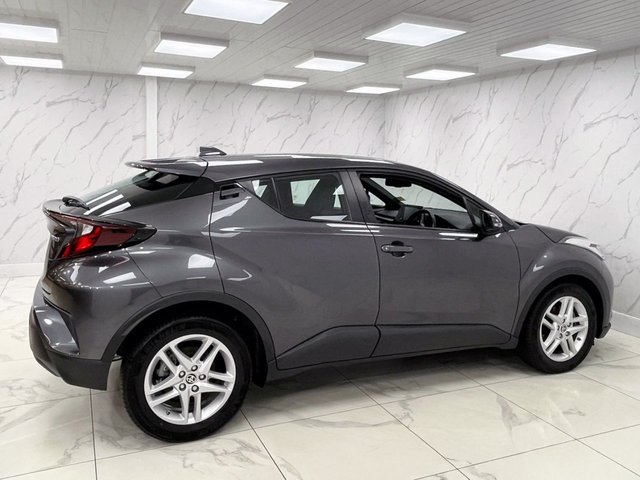 2022 Toyota C-HR 1.8L Icon 5dr - Photo 12