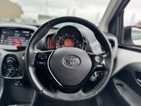 USED 2021 71 TOYOTA AYGO 1.0 VVT-i x-play Hatchback 5dr Petrol Manual Euro 6 (s/s) (71 ps) REVERSING CAMERA+ DAYTIME RUNNING LIGHTS+ LANE KEEPING ASSIST+ TRACTION CONTROL+ CRASH SENSOR+ CLIMATE CONTROL+ BLUETOOTH+ DAB+ USB+ AUX+ 15 INCH ALLOY WHEELS+