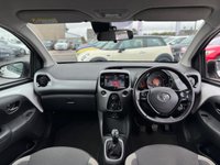 USED 2021 71 TOYOTA AYGO 1.0 VVT-i x-play Hatchback 5dr Petrol Manual Euro 6 (s/s) (71 ps) REVERSING CAMERA+ DAYTIME RUNNING LIGHTS+ LANE KEEPING ASSIST+ TRACTION CONTROL+ CRASH SENSOR+ CLIMATE CONTROL+ BLUETOOTH+ DAB+ USB+ AUX+ 15 INCH ALLOY WHEELS+