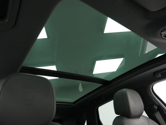 View our PORSCHE CAYENNE