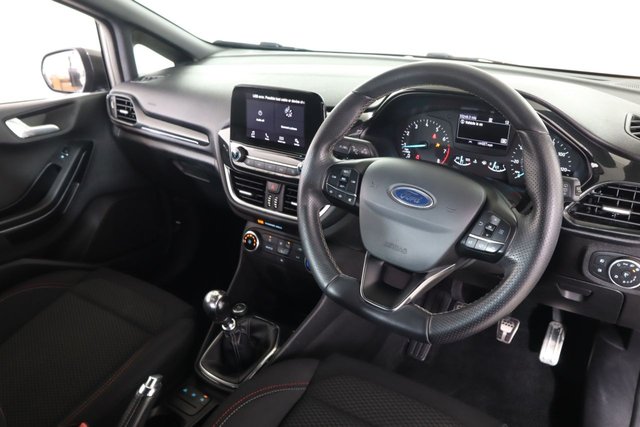 2018 FORD FIESTA 1.0T EcoBoost GPF ST-Line Hatchback 3dr Petrol Manual Euro 6 (s/s) (125 ps) - Photo 12