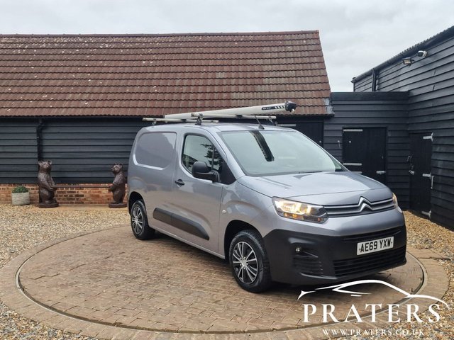 View our CITROEN BERLINGO