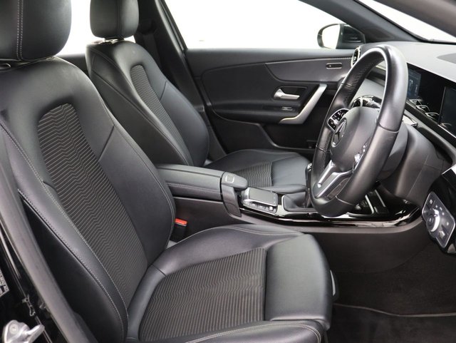 2022 Mercedes-Benz A Class 1.3L Sport 5dr - Photo 12