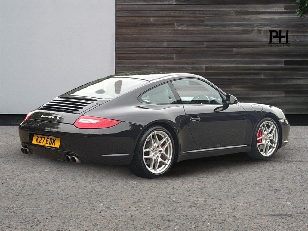 USED 2011 K PORSCHE 911 3.8 997 Carrera S Coupe 2dr Petrol PDK (240 g/km, 385 bhp) JUST HAD MAJOR SERVICE|3 OWNER