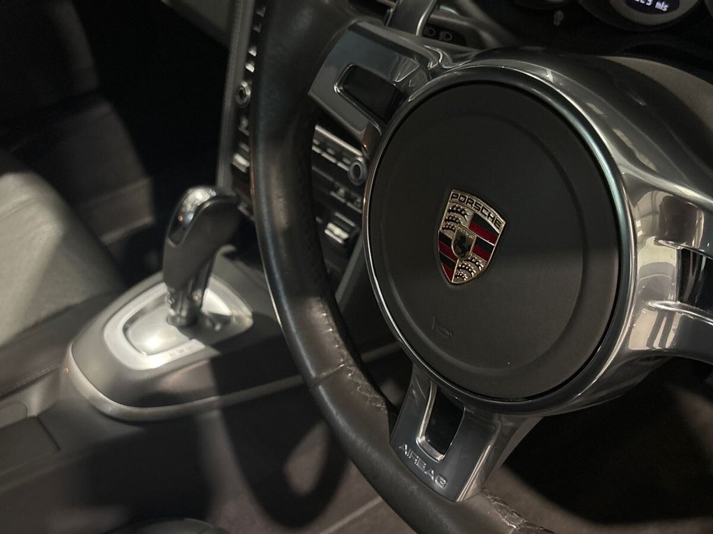 USED 2011 K PORSCHE 911 3.8 997 Carrera S Coupe 2dr Petrol PDK (240 g/km, 385 bhp) JUST HAD MAJOR SERVICE|3 OWNER