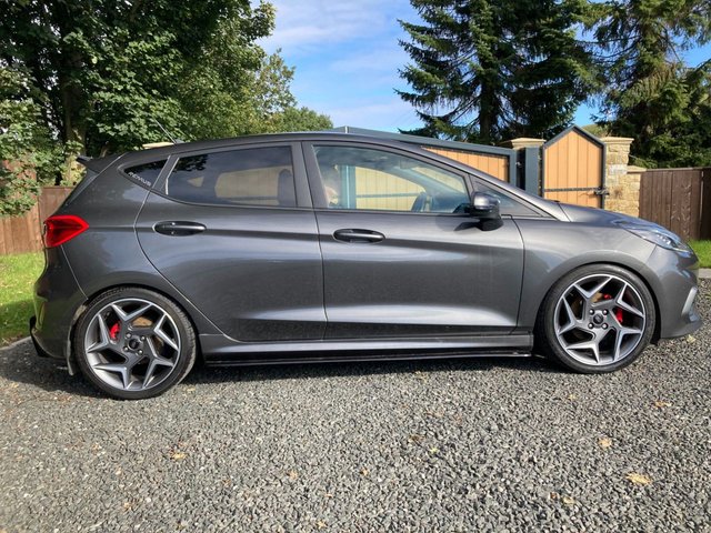 2018 FORD FIESTA 1.5T EcoBoost ST-3 Hatchback 5dr Petrol Manual Euro 6 (200 ps) - Photo 9