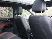 USED 2021 71 VOLKSWAGEN ID.4 Pro Performance 77kWh Family SUV 5dr Electric Auto (204 ps) 