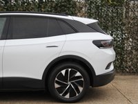 USED 2021 71 VOLKSWAGEN ID.4 Pro Performance 77kWh Family SUV 5dr Electric Auto (204 ps) 