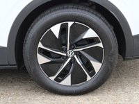 USED 2021 71 VOLKSWAGEN ID.4 Pro Performance 77kWh Family SUV 5dr Electric Auto (204 ps) 