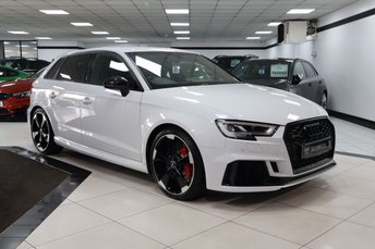 2017 AUDI RS3