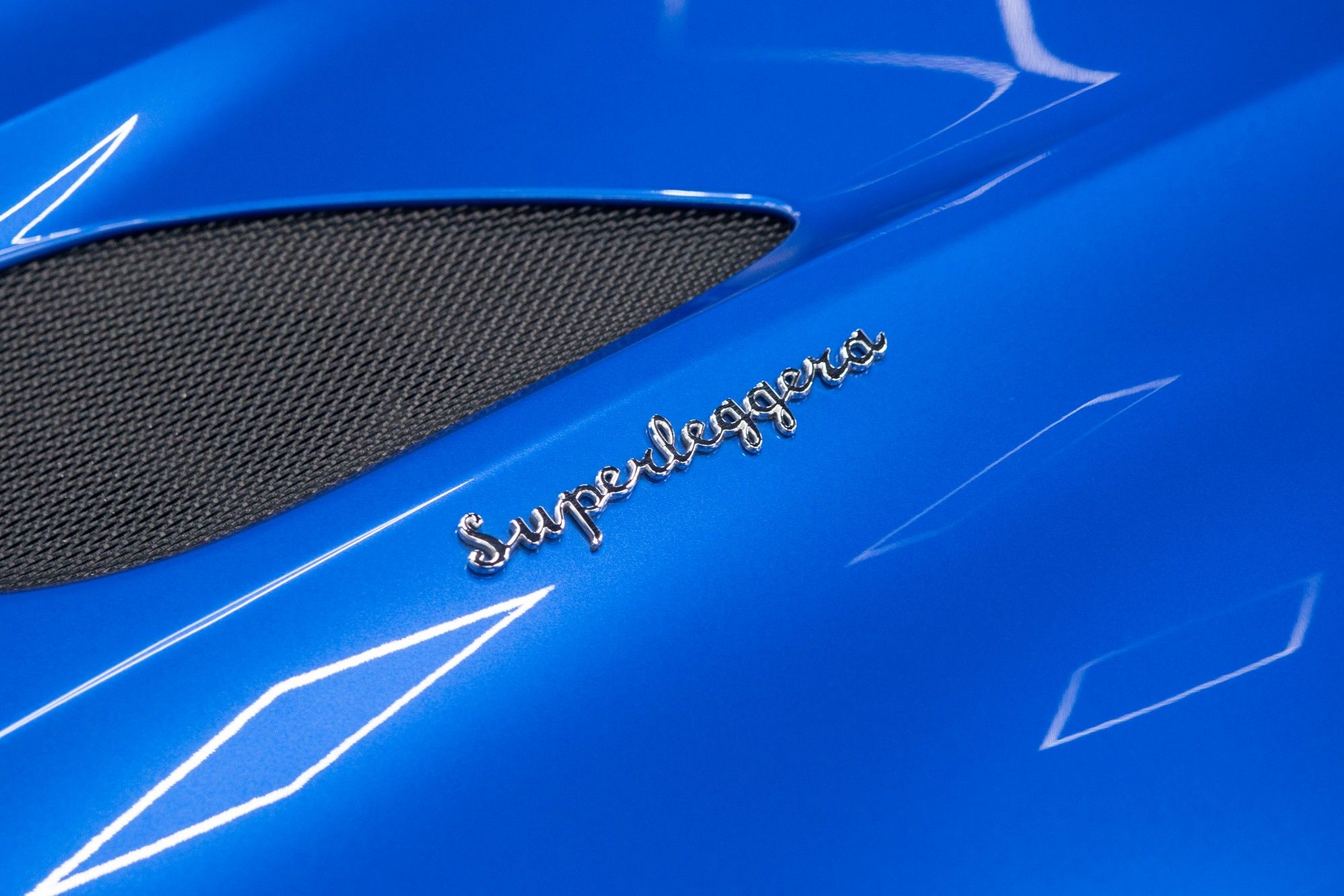 USED 2020 20 ASTON MARTIN DBS 5.2 V12 BiTurbo Superleggera Volante 