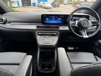 USED 2024 24 MERCEDES-BENZ V-CLASS 2.0 V300d Premium MPV 5dr Diesel G-Tronic+ Euro 6 (s/s) (7 Seat, Extra Long) (237 ps) EXTRA LONG VAT QUALIFYING LATEST VIRTUAL COCKPIT DASH TABLES