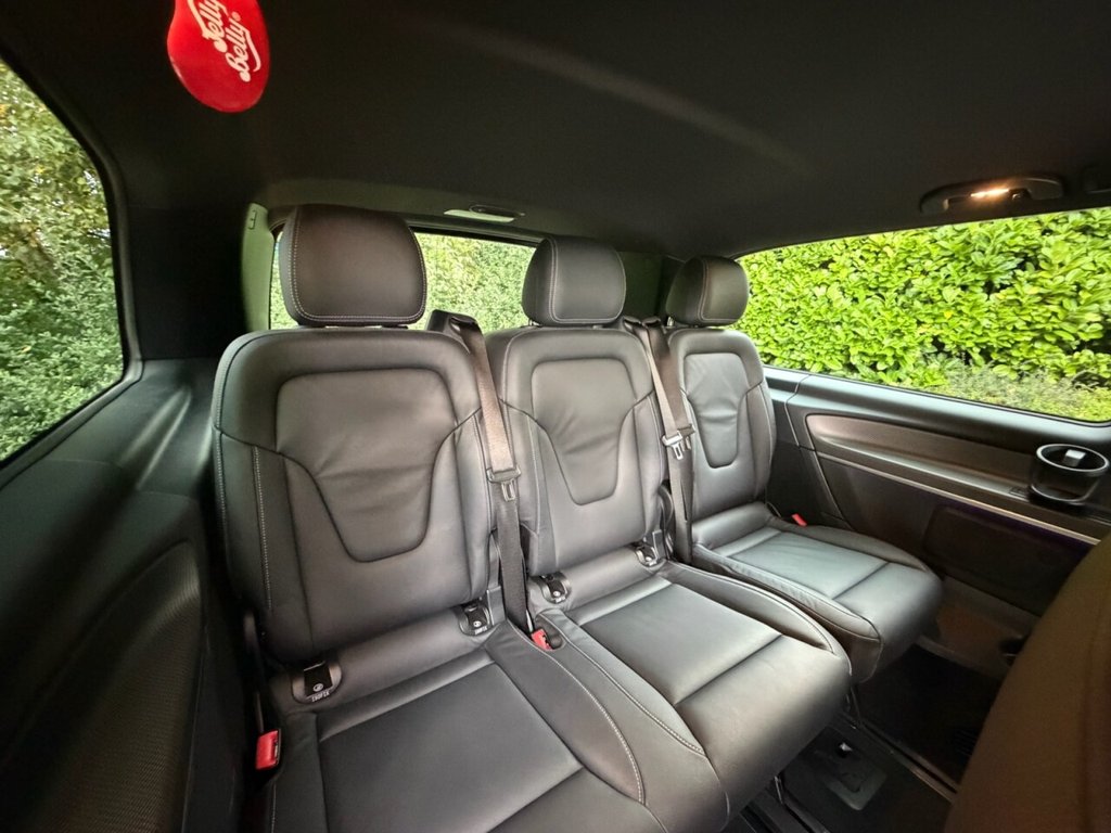 USED 2024 24 MERCEDES-BENZ V-CLASS 2.0 V300d Premium MPV 5dr Diesel G-Tronic+ Euro 6 (s/s) (7 Seat, Extra Long) (237 ps) EXTRA LONG VAT QUALIFYING LATEST VIRTUAL COCKPIT DASH TABLES
