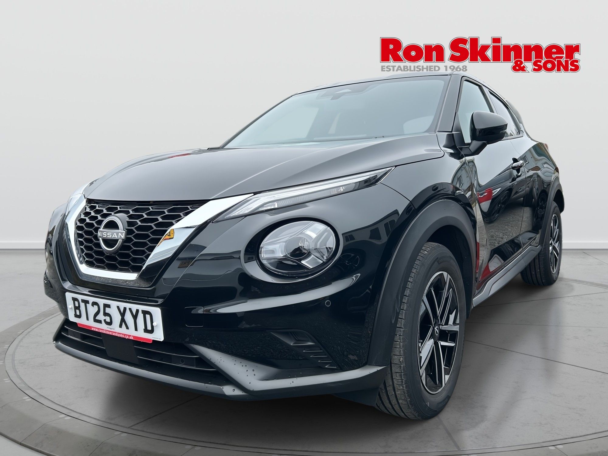 USED 2025 25 NISSAN JUKE 1.0 DIG-T N-Connecta SUV 5dr Petrol Manual Euro 6 (s/s) (114 ps) 