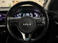 USED 2022 22 KIA NIRO 1.6 GDi 4 SUV 5dr Petrol Hybrid DCT Euro 6 (s/s) (139 bhp) SUNROOF + SAT NAV + CAR PLAY