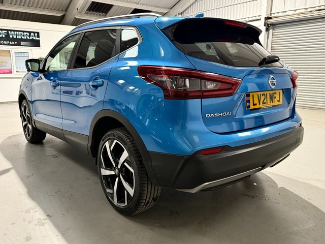 View our NISSAN QASHQAI