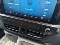 USED 2024 24 FORD TRANSIT CUSTOM Silver 2.0 EcoBlue Limited Van, 27,705 miles, 1 owner, Euro 6 ULEZ, 6-speed, A/C, Rear Camera, Alloy Wheeks, Full Service History, price +20% VAT. REAR VIEW CAMARA" APPLE CAR PLAY