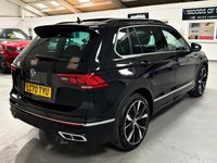 USED 2020 70 VOLKSWAGEN TIGUAN 1.5 TSI R-Line SUV 5dr Petrol DSG Euro 6 (s/s) (150 ps) PANROOF+20"S+DEEPBLACK+PARKCAM