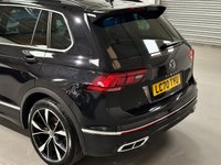 USED 2020 70 VOLKSWAGEN TIGUAN 1.5 TSI R-Line SUV 5dr Petrol DSG Euro 6 (s/s) (150 ps) PANROOF+20"S+DEEPBLACK+PARKCAM