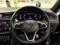 USED 2020 70 VOLKSWAGEN TIGUAN 1.5 TSI R-Line SUV 5dr Petrol DSG Euro 6 (s/s) (150 ps) PANROOF+20"S+DEEPBLACK+PARKCAM