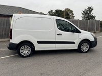 USED 2018 68 CITROEN BERLINGO 1.6 BlueHDi 850 Enterprise Panel Van 5dr Diesel Manual L1 (112 g/km, 100 bhp) This 2018 Citroen Berlingo 1.6 BlueHDi 850 Enterprise L1 5dr presents an exceptional ownership history, having been meticulously maintained by a single owner from new. This Euro 6 compliant diesel van boasts a robust 1.6 litre engine delivering 100 bhp, coupled with an impressive fuel economy of 66 mpg, making it an economical choice for your business needs. Its Enterprise trim level ensures a practical and functional interior, while the MOT remains valid until September 2026.