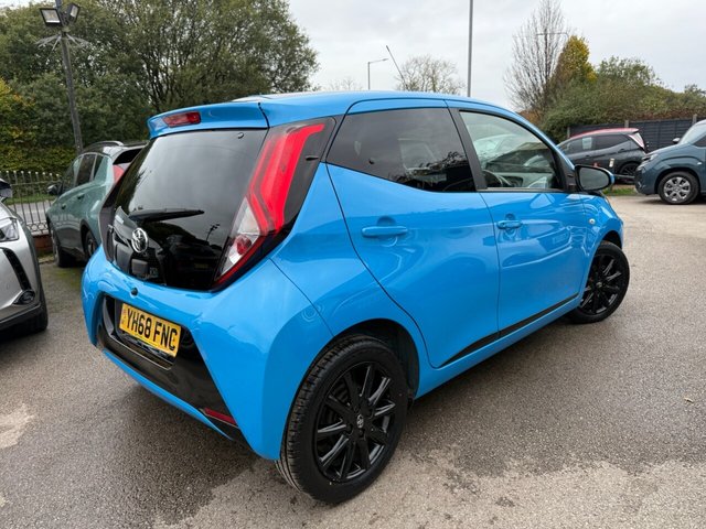 2018 TOYOTA AYGO - Photo 4