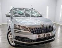 USED 2018 68 SKODA KAROQ 2.0 TDI SE Technology SUV 5dr Diesel Manual 4WD Euro 6 (s/s) (150 ps) 17'' ALLOY WHEELS , FRONT AND REAR PARKING SENSORS, SERVICE HISTORY - LATEST NOV.2025, APPLE CARPLAY / ANDOID AUTO , BLUETOOH CONNECTIVITY , CRUISE CONTROL , SAT NAV