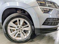 USED 2018 68 SKODA KAROQ 2.0 TDI SE Technology SUV 5dr Diesel Manual 4WD Euro 6 (s/s) (150 ps) 17'' ALLOY WHEELS , FRONT AND REAR PARKING SENSORS, SERVICE HISTORY - LATEST NOV.2025, APPLE CARPLAY / ANDOID AUTO , BLUETOOH CONNECTIVITY , CRUISE CONTROL , SAT NAV