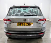 USED 2018 68 SKODA KAROQ 2.0 TDI SE Technology SUV 5dr Diesel Manual 4WD Euro 6 (s/s) (150 ps) 17'' ALLOY WHEELS , FRONT AND REAR PARKING SENSORS, SERVICE HISTORY - LATEST NOV.2025, APPLE CARPLAY / ANDOID AUTO , BLUETOOH CONNECTIVITY , CRUISE CONTROL , SAT NAV