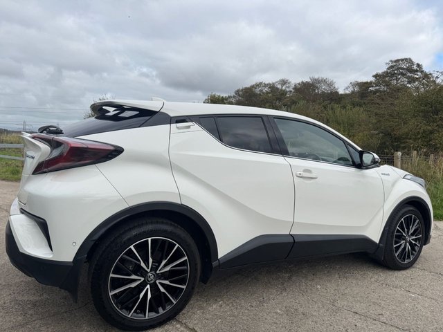 2019 Toyota C-HR 1.8L Excel 5dr - Photo 3