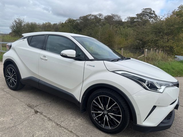 2019 Toyota C-HR 1.8L Excel 5dr - Photo 4