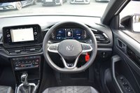 USED 2024 73 VOLKSWAGEN T-ROC 1.5 TSI R-Line SUV 5dr Petrol DSG Euro 6 (s/s) (150 ps) PANORAMIC ROOF / REAR CAMERA