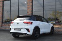 USED 2024 73 VOLKSWAGEN T-ROC 1.5 TSI R-Line SUV 5dr Petrol DSG Euro 6 (s/s) (150 ps) PANORAMIC ROOF / REAR CAMERA