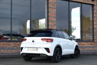 USED 2024 73 VOLKSWAGEN T-ROC 1.5 TSI R-Line SUV 5dr Petrol DSG Euro 6 (s/s) (150 ps) PANORAMIC ROOF / REAR CAMERA