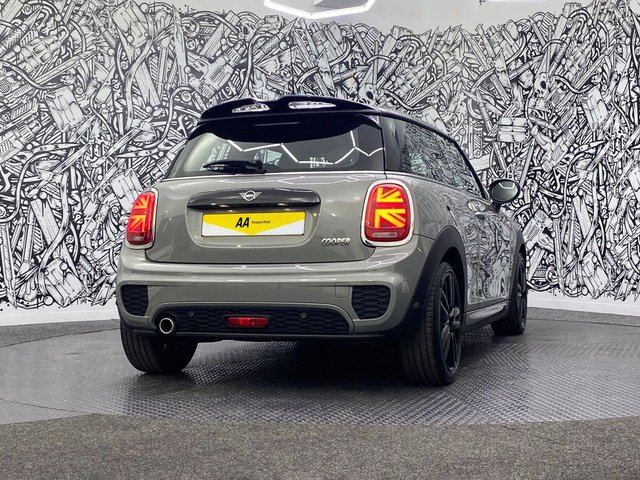 2020 MINI Hatch 1.5L Cooper Sport 3dr - Photo 11
