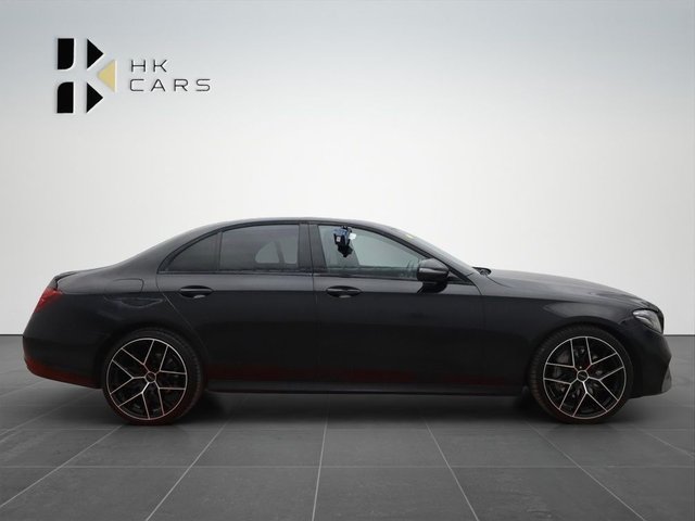 2019 MERCEDES-BENZ E-CLASS 2.0 E220d AMG Line Night Edition (Premium) Saloon 4dr Diesel G-Tronic+ Euro 6 (s/s) (194 ps) - Photo 4