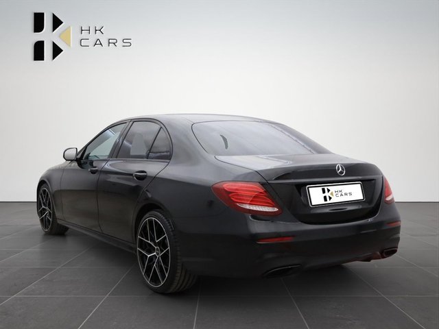 2019 MERCEDES-BENZ E-CLASS 2.0 E220d AMG Line Night Edition (Premium) Saloon 4dr Diesel G-Tronic+ Euro 6 (s/s) (194 ps) - Photo 11