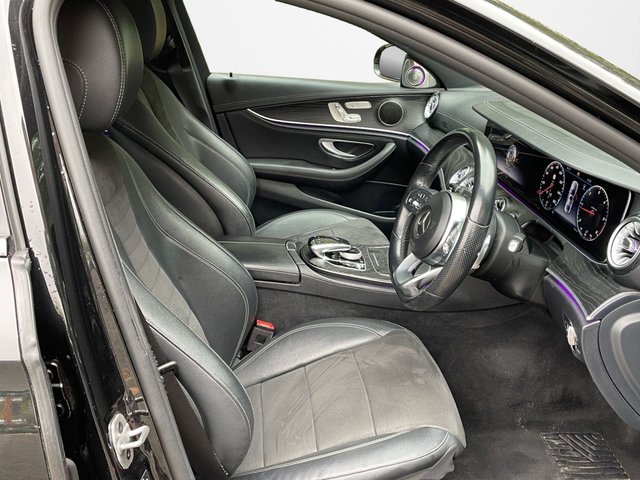 2019 MERCEDES-BENZ E-CLASS 2.0 E220d AMG Line Night Edition (Premium) Saloon 4dr Diesel G-Tronic+ Euro 6 (s/s) (194 ps) - Photo 12