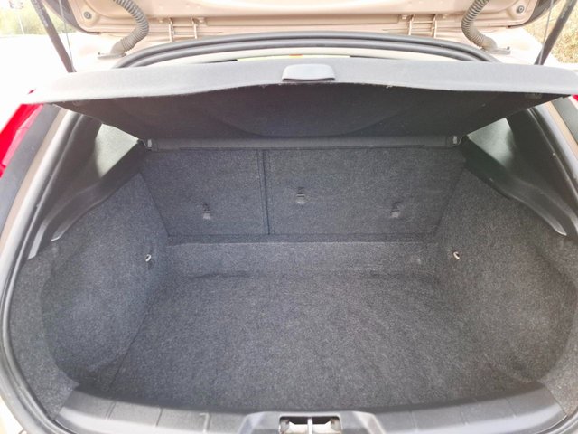 2015 VOLVO V40 - Photo 9