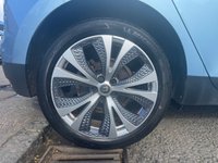 USED 2019 19 RENAULT SCENIC 1.3 TCe Signature MPV 5dr Petrol Manual Euro 6 (s/s) (140 ps) Buy with Complete Confidence from Sheriff Motors, All our vehicles are extensively road tested and thoroughly inspected prior to sale. Each vehicle comes with a new 1 year and we rectify all advisories and failures at no additional cost to our customers, plus a full oil and filter service. For added peace of mind, every car includes a 6 month complimentary RAC Warranty & 12 months Rac Breakdown Cover giving you complete confidence when you buy from Sheriff Motors.