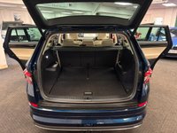 USED 2019 69 SKODA KODIAQ 2 2.0 TSI Laurin & Klement SUV 5dr Petrol DSG 4WD Euro 6 (s/s) (7 Seat) (190 ps) 5d AUTO 187 BHP UK DELIVERY FLAT FEE &pound;175 (SUBJECT TO DEAL) *OVER 100 IMAGES ON OUR WEBSITE*BESPOKE FINANCE ARRANGED*PART EXCHANGE WELCOME*ALL VEHICLES HPI CLEAR