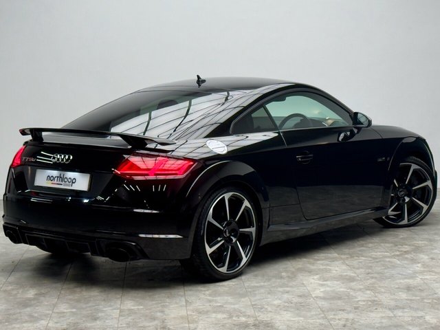2018 Audi TT RS 2.5L null 3dr - Photo 2