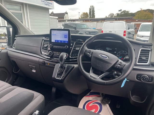 2022 Ford Tourneo Custom 2L Titanium 5dr - Photo 11