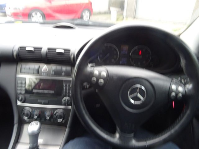 2008 Mercedes-Benz C-Class 2.1L Se 2dr - Photo 6